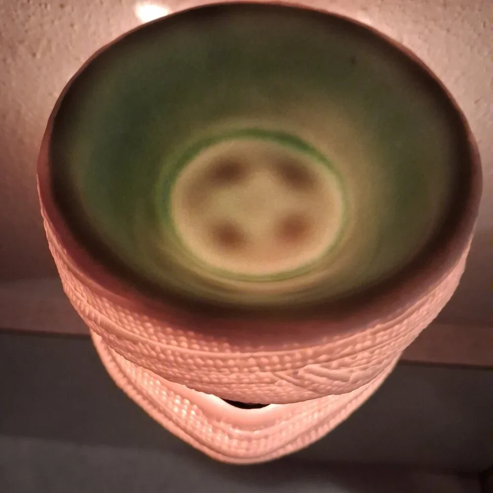 Scentsy Under Wraps Halloween Mummy Plug-In Wax Warmer With Box & Bulb *RETIRED* - Picture 5 of 15